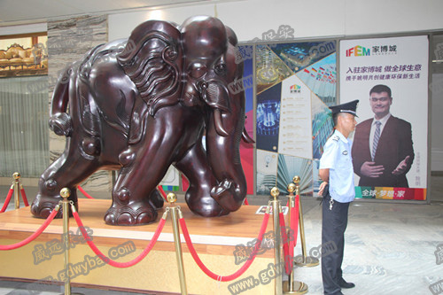 深圳龙岗区保安公司新闻：电商平台推