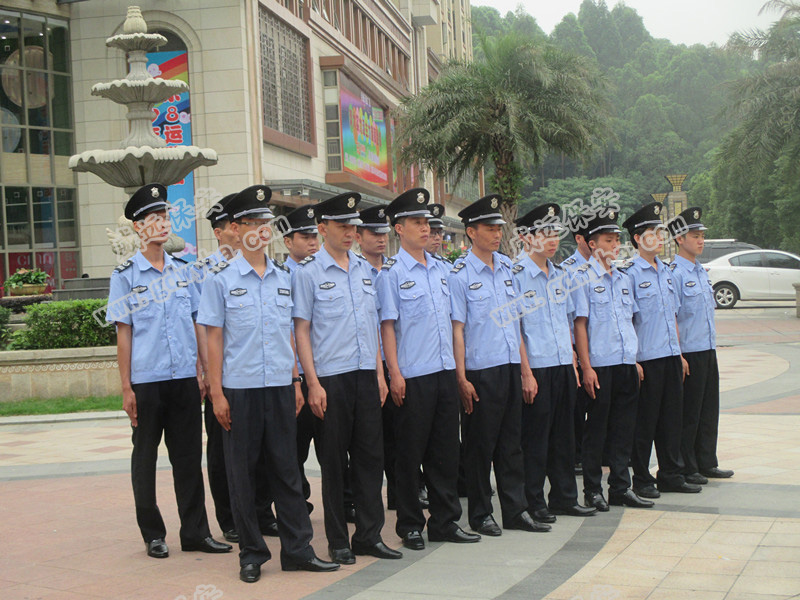 东莞厚街保安公司新闻：伟易达工厂突发大火