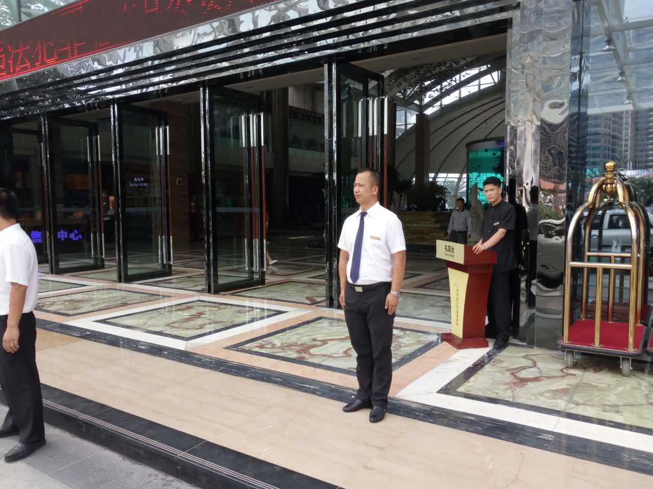 东莞保安服务公司新闻：抽检298批次月饼 有3批次不合格