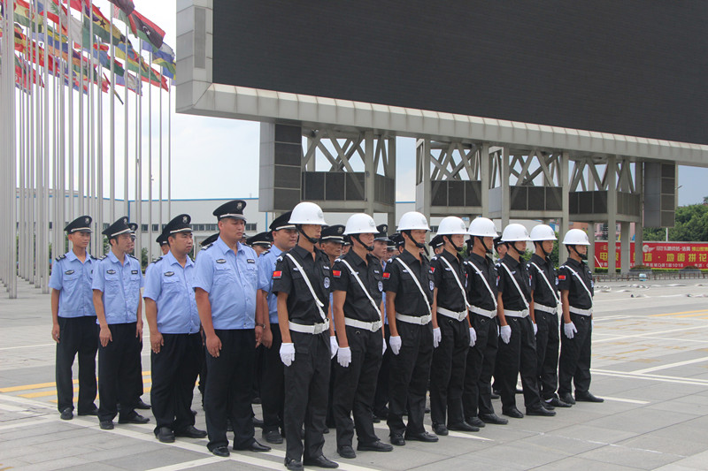 英国夜总会内部保安殴打一男子遭解雇